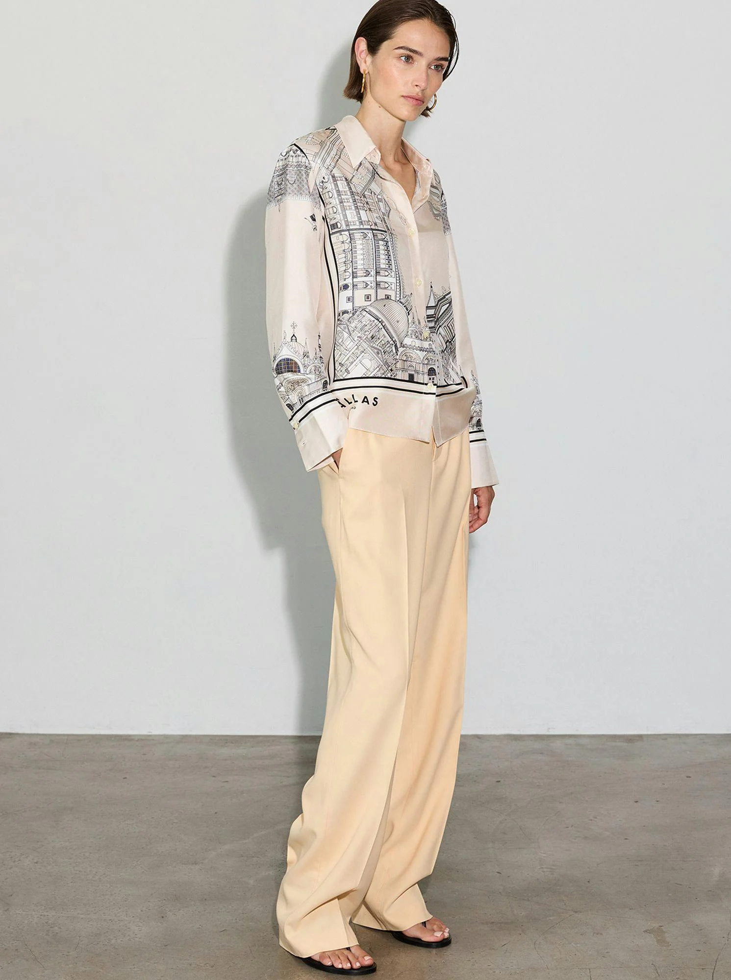 CAMERON Shirt VENICE PRINT White/Travertine - Image 4