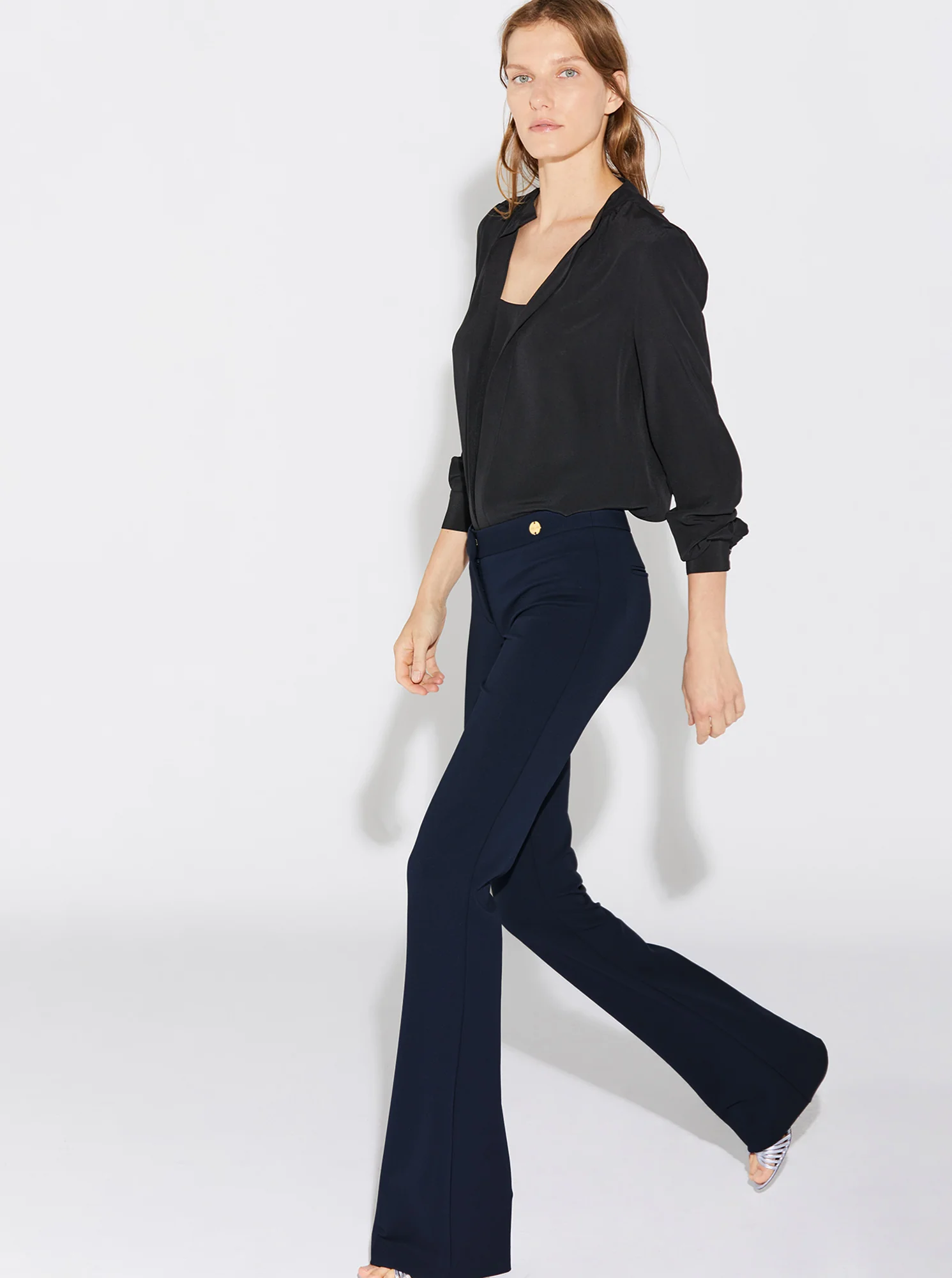 JULES Stretch Flare Pant Navy - Image 3