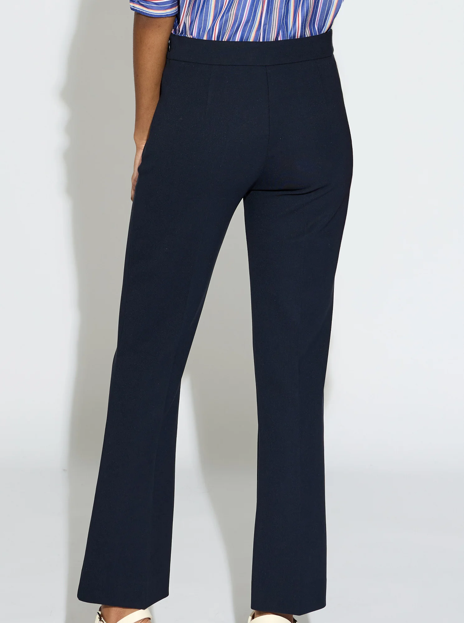 LOLA Jersey crop Pant Navy - Image 3