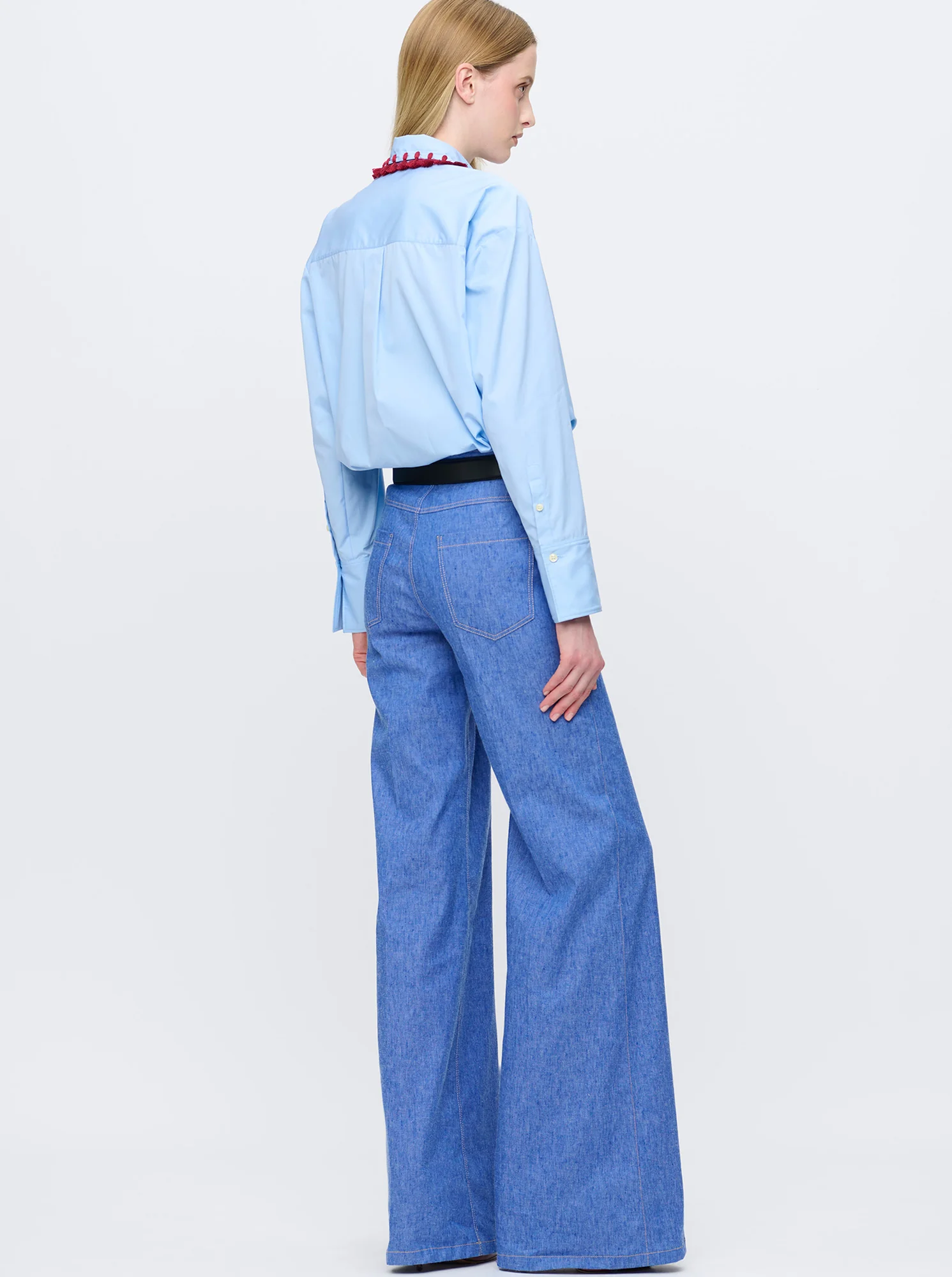 LYN Tassel collar shirt Pale Blue - Image 4