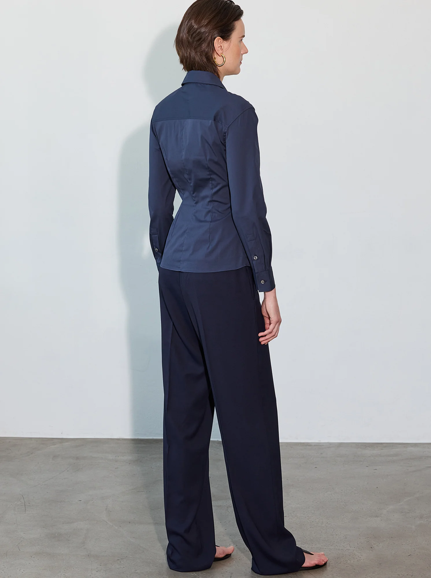 SAVILE Stretch Poplin Shirt Navy - Image 4